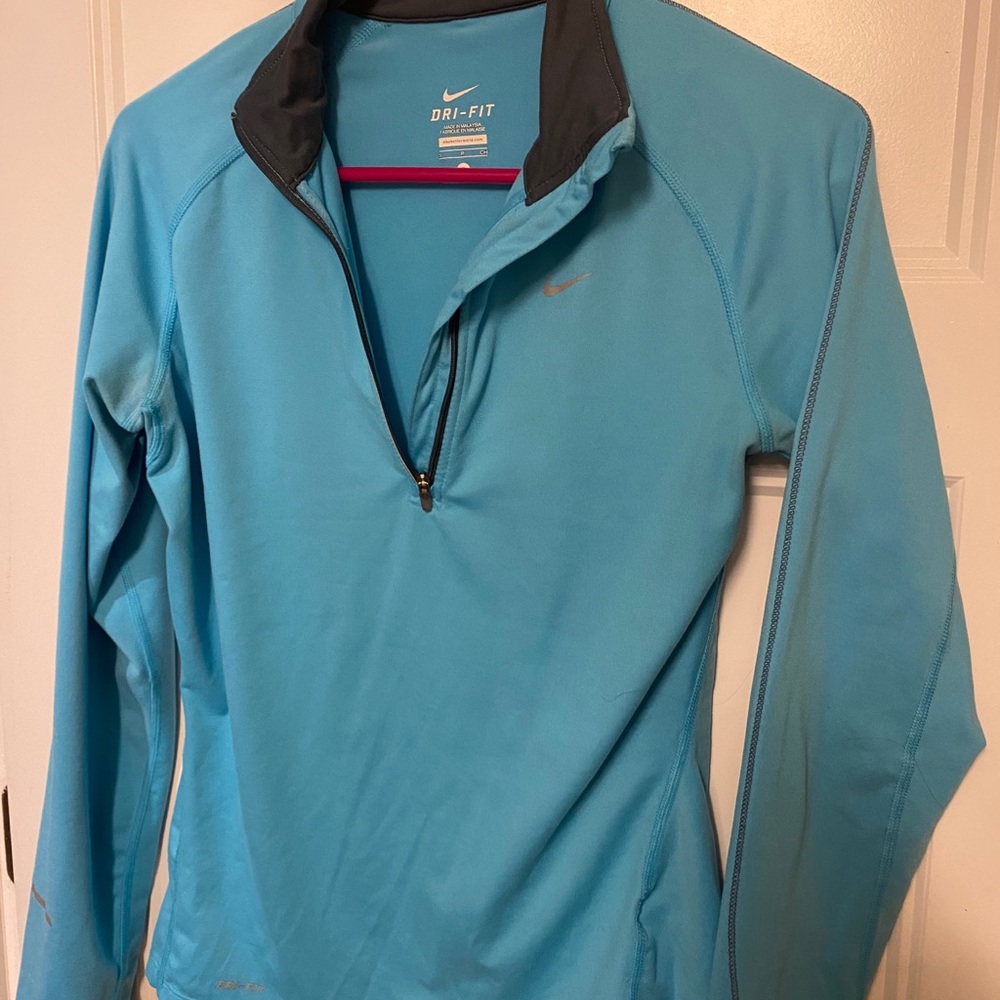 Long sleeve Nike DriFit